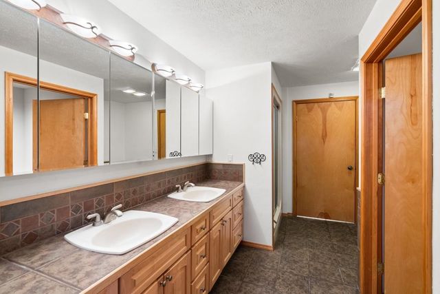 2324 S Cheney-Spokane Rd, Cheney, WA 99004