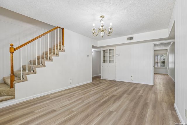 3515 Red Oak, San Antonio, TX 78230