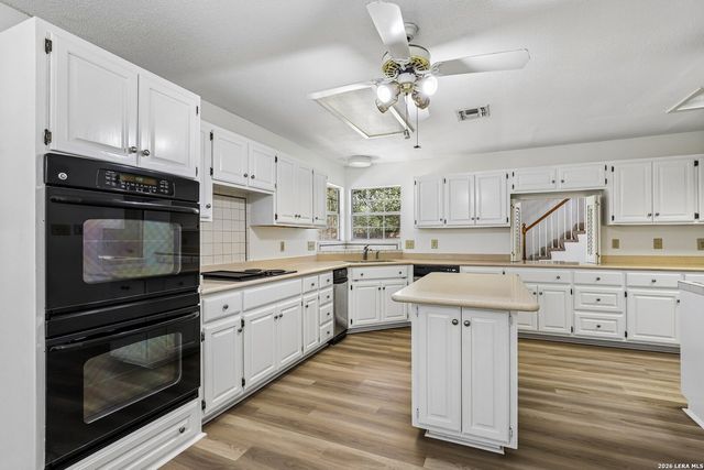3515 Red Oak, San Antonio, TX 78230