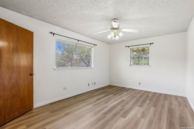 3515 Red Oak, San Antonio, TX 78230