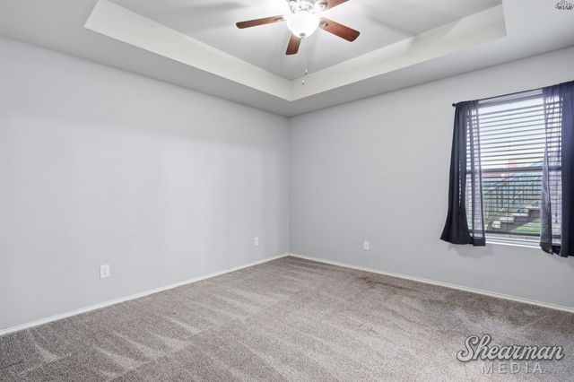 1211 NEWMAN STREET, Iowa Park, TX 76367