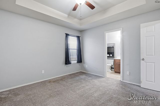 1211 NEWMAN STREET, Iowa Park, TX 76367