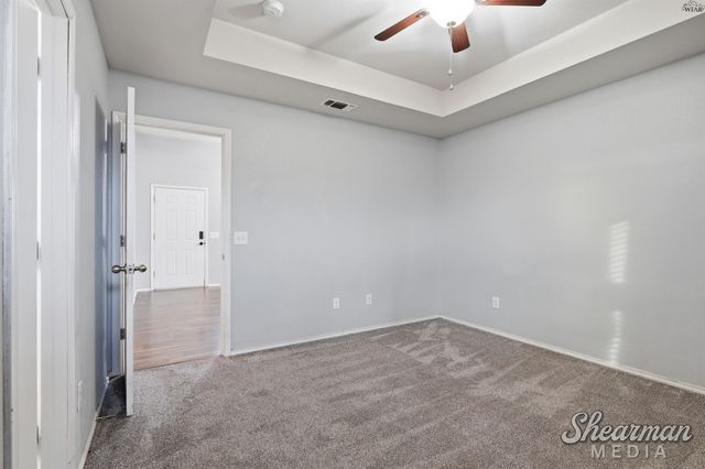 1211 NEWMAN STREET, Iowa Park, TX 76367