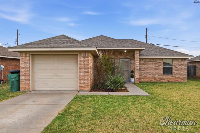 1211 NEWMAN STREET, Iowa Park, TX 76367