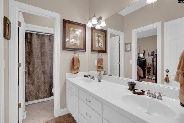 1633 BARRACKS Drive, Gilbert, SC 29054