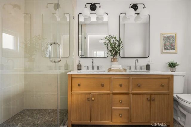 7001 Lasaine Avenue, Van Nuys, CA 91406