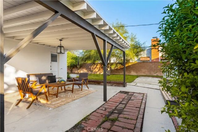 7001 Lasaine Avenue, Van Nuys, CA 91406