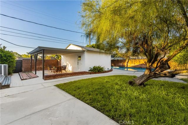 7001 Lasaine Avenue, Van Nuys, CA 91406