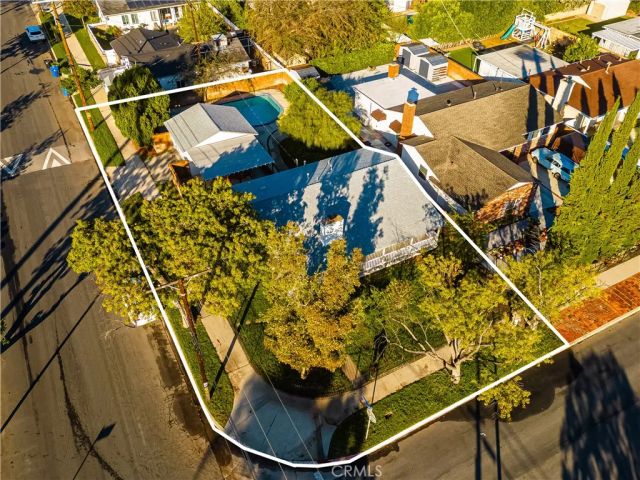 7001 Lasaine Avenue, Van Nuys, CA 91406