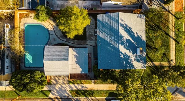 7001 Lasaine Avenue, Van Nuys, CA 91406