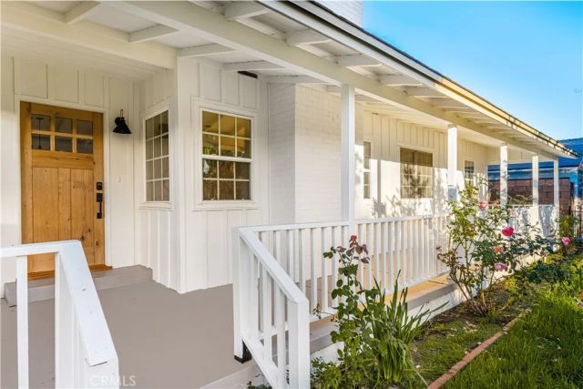 7001 Lasaine Avenue, Van Nuys, CA 91406