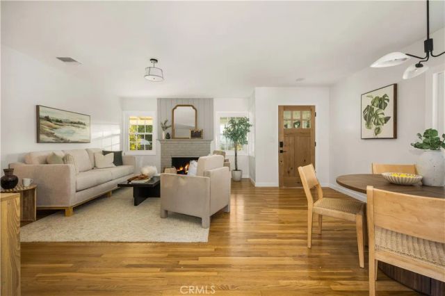 7001 Lasaine Avenue, Van Nuys, CA 91406