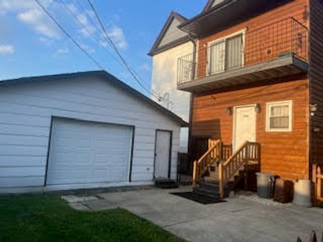 9306 S Central Avenue, Oak Lawn, IL 60453