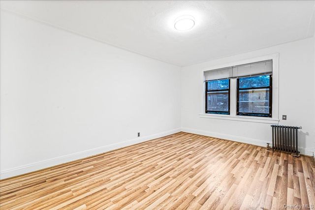 61-40 Saunders A11, Rego Park, NY 11374