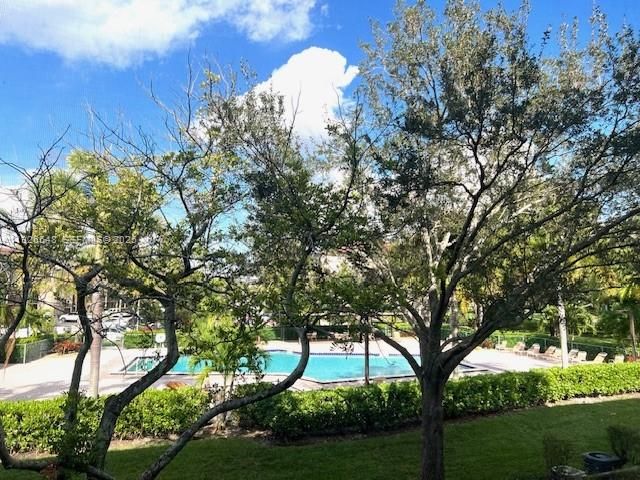 13455 SW 9th Ct 216J, Pembroke Pines, FL 33027