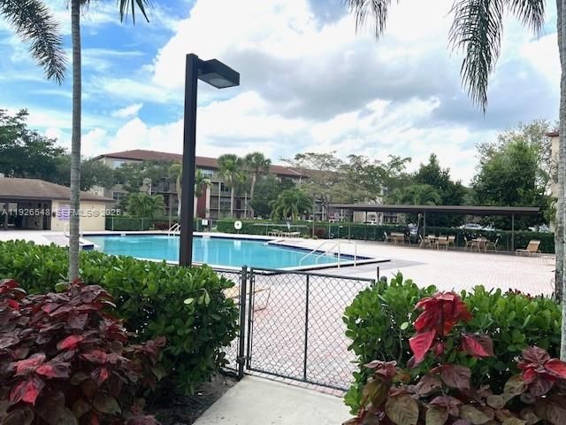 13455 SW 9th Ct 216J, Pembroke Pines, FL 33027