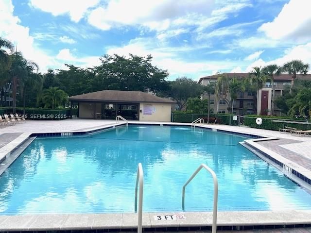 13455 SW 9th Ct 216J, Pembroke Pines, FL 33027