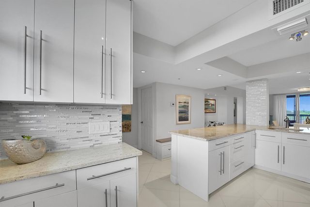 1266 S Military Trail 561, Deerfield Beach, FL 33442