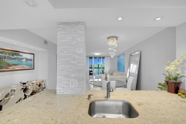 1266 S Military Trail 561, Deerfield Beach, FL 33442