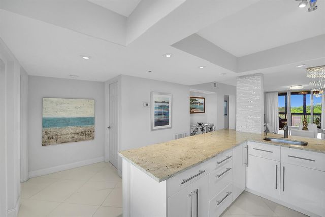 1266 S Military Trail 561, Deerfield Beach, FL 33442