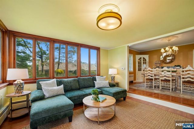 5 Witherspoon Road, Clifton, NJ 07013