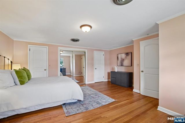 5 Witherspoon Road, Clifton, NJ 07013