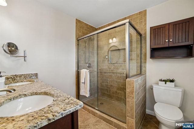 5 Witherspoon Road, Clifton, NJ 07013