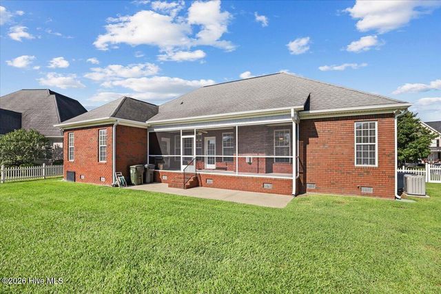 207 Kingston Circle, Goldsboro, NC 27530