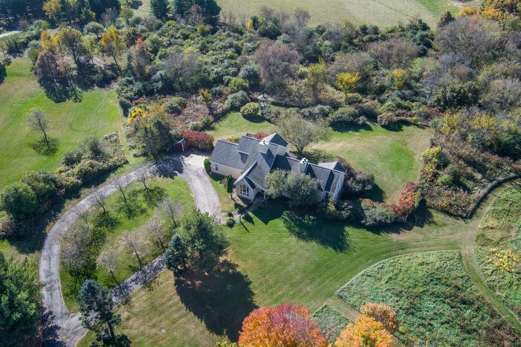 7961 Coray Lane, Verona, WI 53593