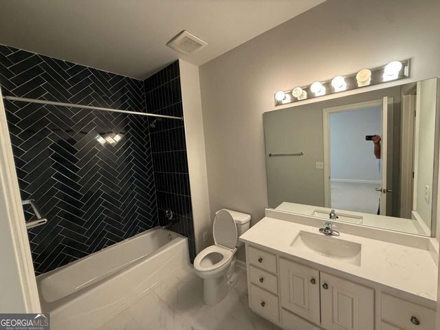 2120 Falling Water Court, Cumming, GA 30041