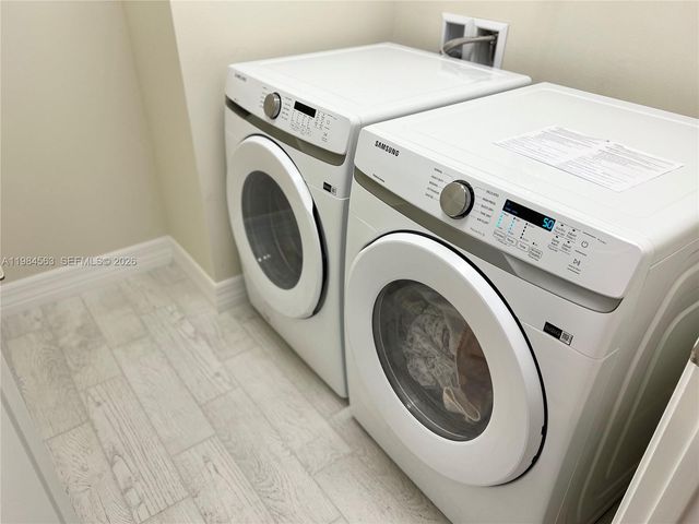 8185 Tailshot Ct, Lake Worth, FL 33467