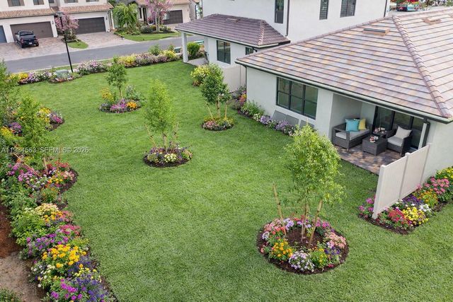 8185 Tailshot Ct, Lake Worth, FL 33467