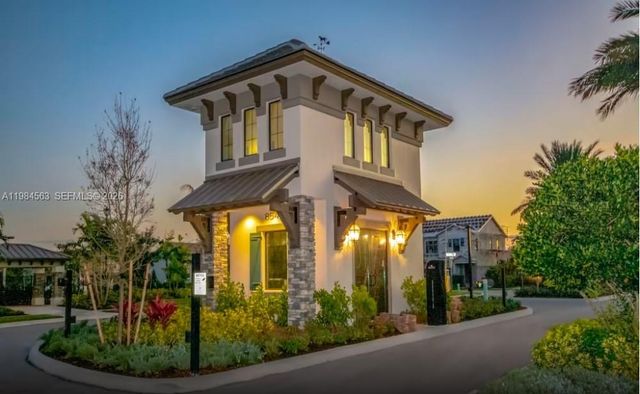 8185 Tailshot Ct, Lake Worth, FL 33467