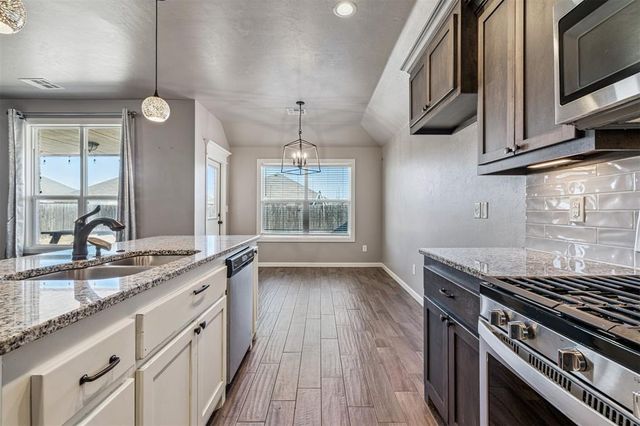 2208 Rivera Road, Yukon, OK 73099