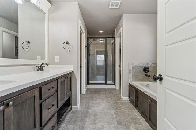 2208 Rivera Road, Yukon, OK 73099