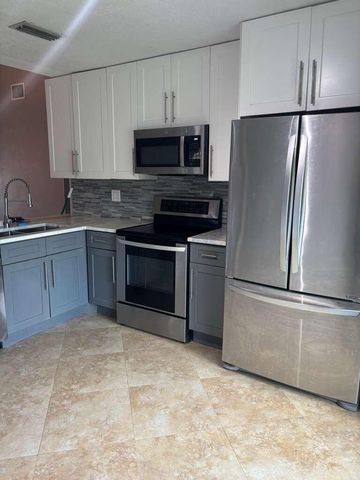 5369 Gene Circle, West Palm Beach, FL 33415