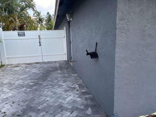 5369 Gene Circle, West Palm Beach, FL 33415