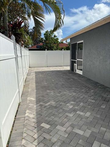 5369 Gene Circle, West Palm Beach, FL 33415