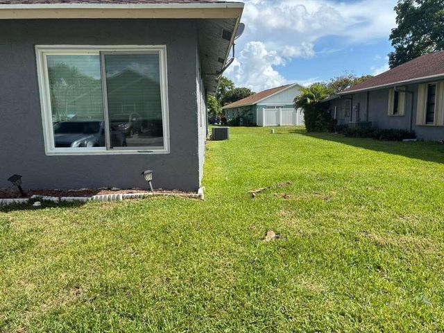 5369 Gene Circle, West Palm Beach, FL 33415