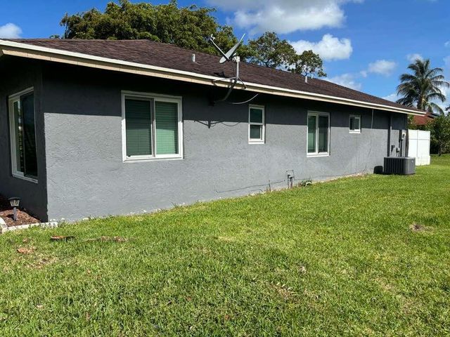 5369 Gene Circle, West Palm Beach, FL 33415