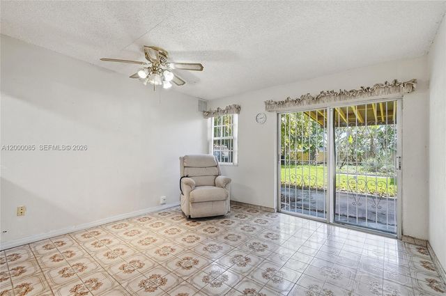 490 E 45th St, Hialeah, FL 33013