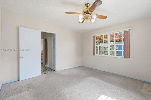 490 E 45th St, Hialeah, FL 33013