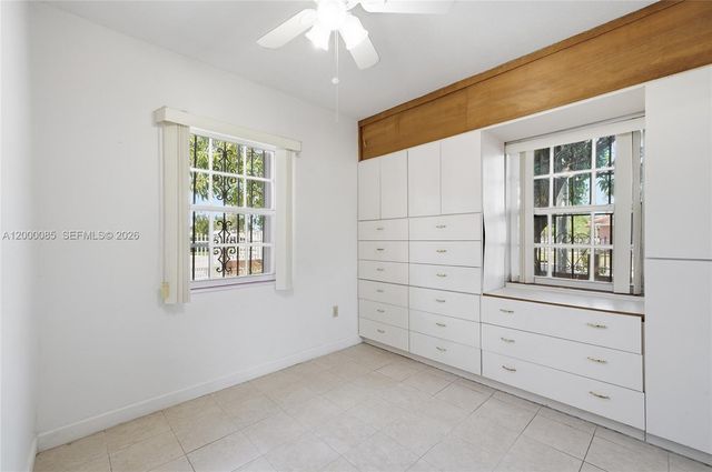 490 E 45th St, Hialeah, FL 33013