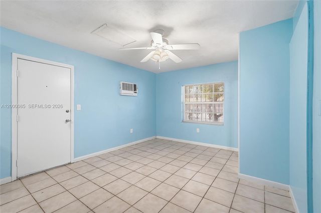 490 E 45th St, Hialeah, FL 33013