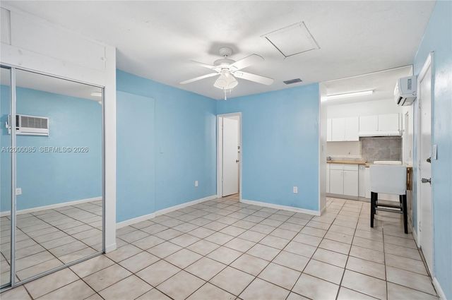 490 E 45th St, Hialeah, FL 33013