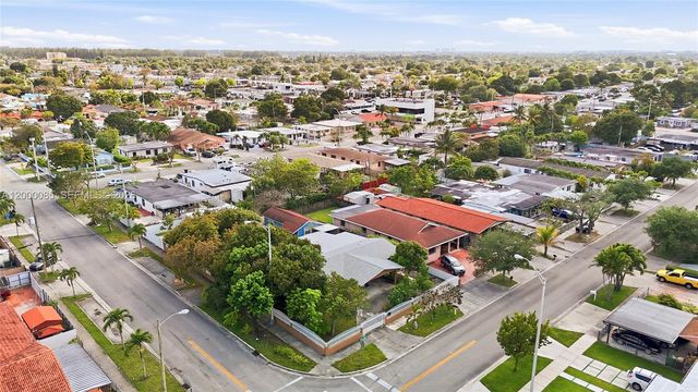490 E 45th St, Hialeah, FL 33013