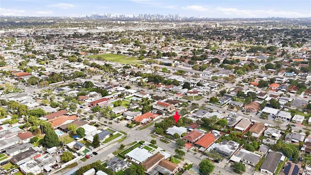 490 E 45th St, Hialeah, FL 33013