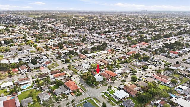 490 E 45th St, Hialeah, FL 33013