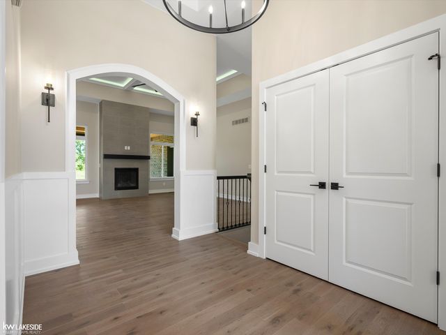 19335 Springbrook Drive 177, Macomb, MI 48044