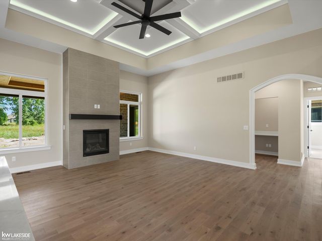 19335 Springbrook Drive 177, Macomb, MI 48044